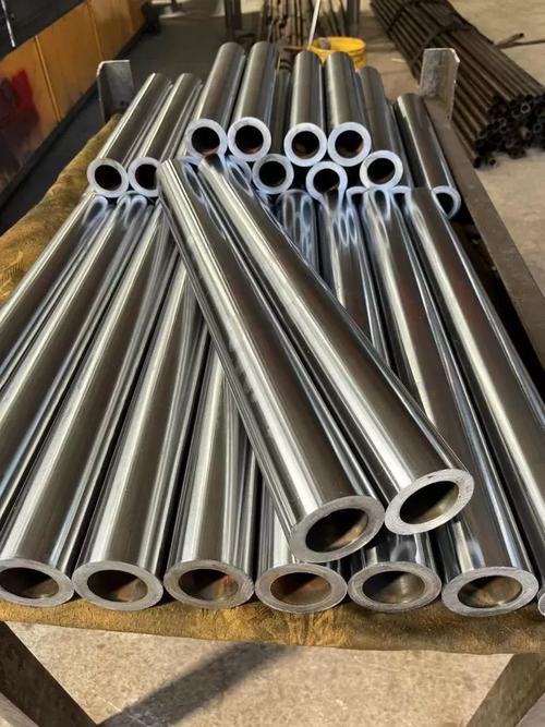 20號(hào)45小口徑精密鋼管、外6 20毛細(xì)鐵管與空心圓管——金屬材料市場(chǎng)行情深度解析